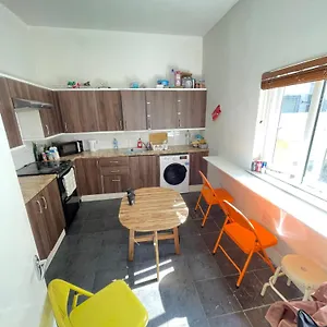 https://the-george-house.dublin-hotelsweb.com